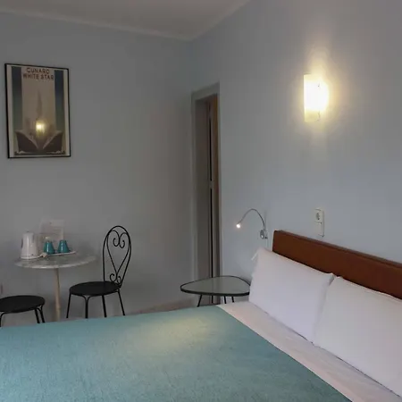 Alexandra * 锡切斯