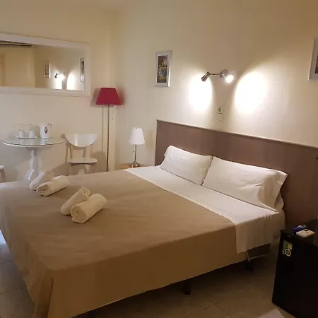 Alexandra * 锡切斯