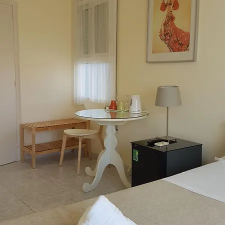 Alexandra Готель Сіджас