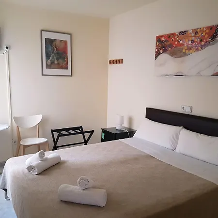 酒店 Alexandra 锡切斯