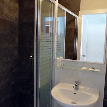 Alexandra Готель