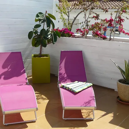 Alexandra Готель *