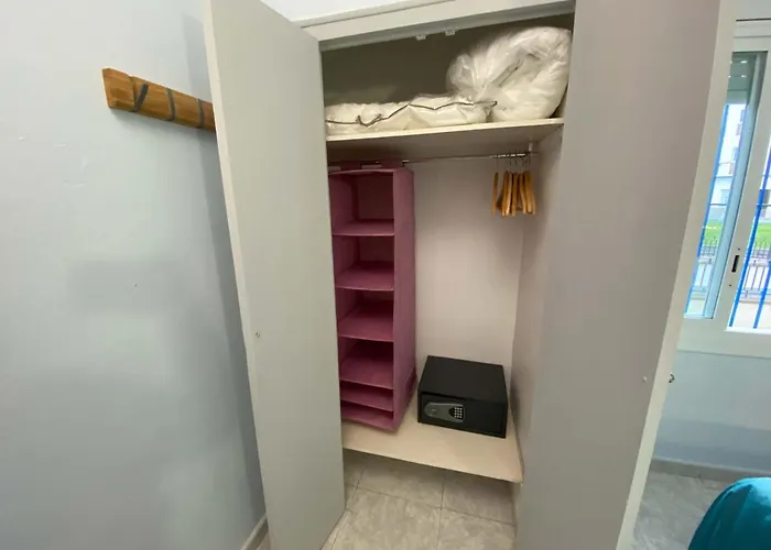 Отель Alexandra