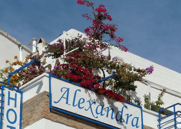 Alexandra Отель